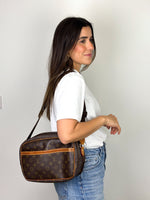 Load image into Gallery viewer, Louis Vuitton Reporter PM Monogram Canvas Brown
