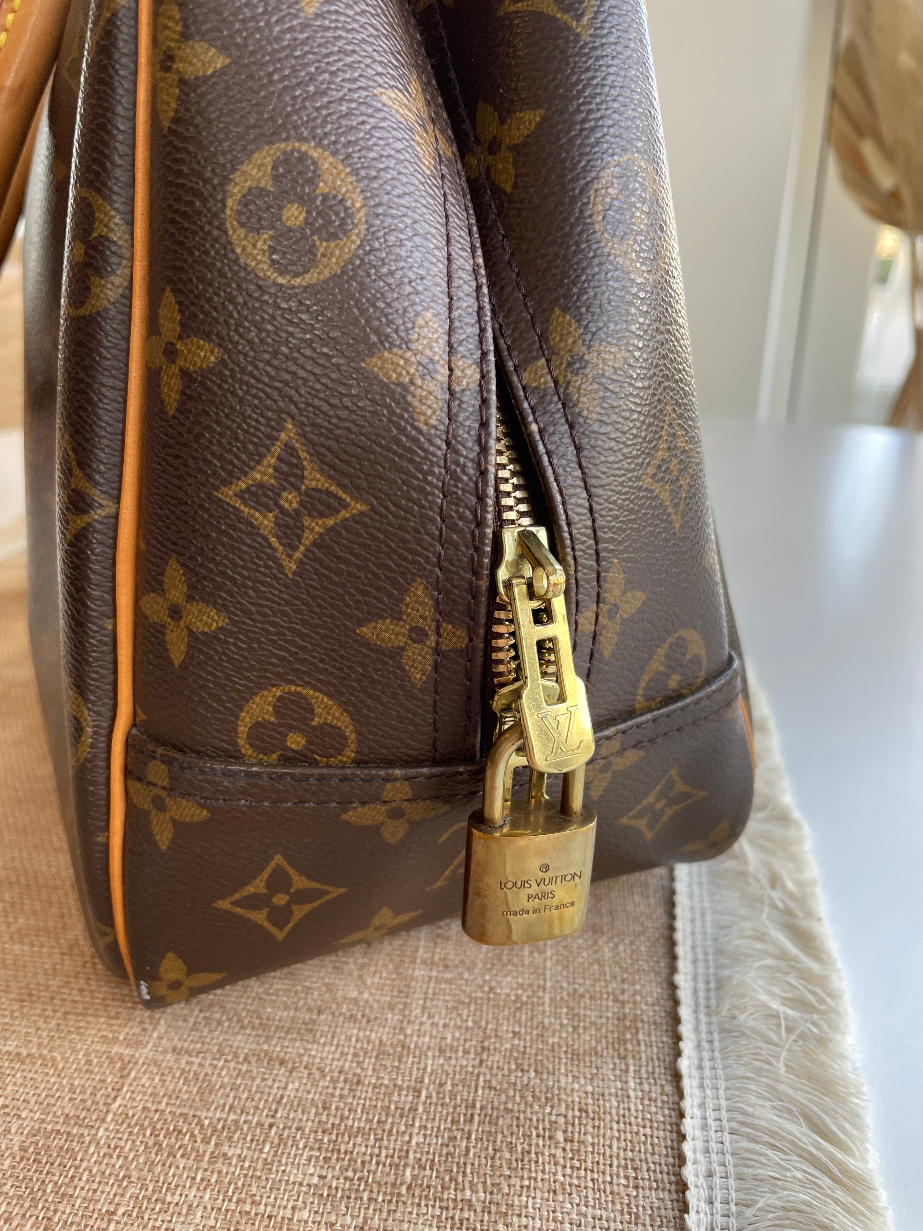 Louis Vuitton Monogram Deauville bag