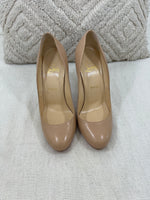 Load image into Gallery viewer, Christian Louboutin beige pumps - 6 UK
