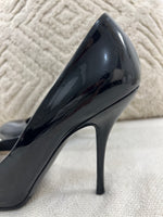 Load image into Gallery viewer, Gucci black pump - 38.5 EU / 5.5 UK
