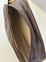 Load image into Gallery viewer, Louis Vuitton Reporter PM Monogram Canvas Brown
