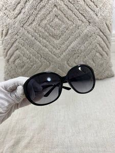 Gucci black sunglasses