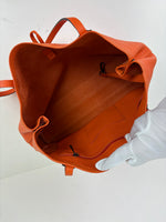Load image into Gallery viewer, Longchamp Roseau Essential Tote Grained Leather Orange

