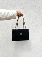 Load image into Gallery viewer, Chanel Diana vintage bag
