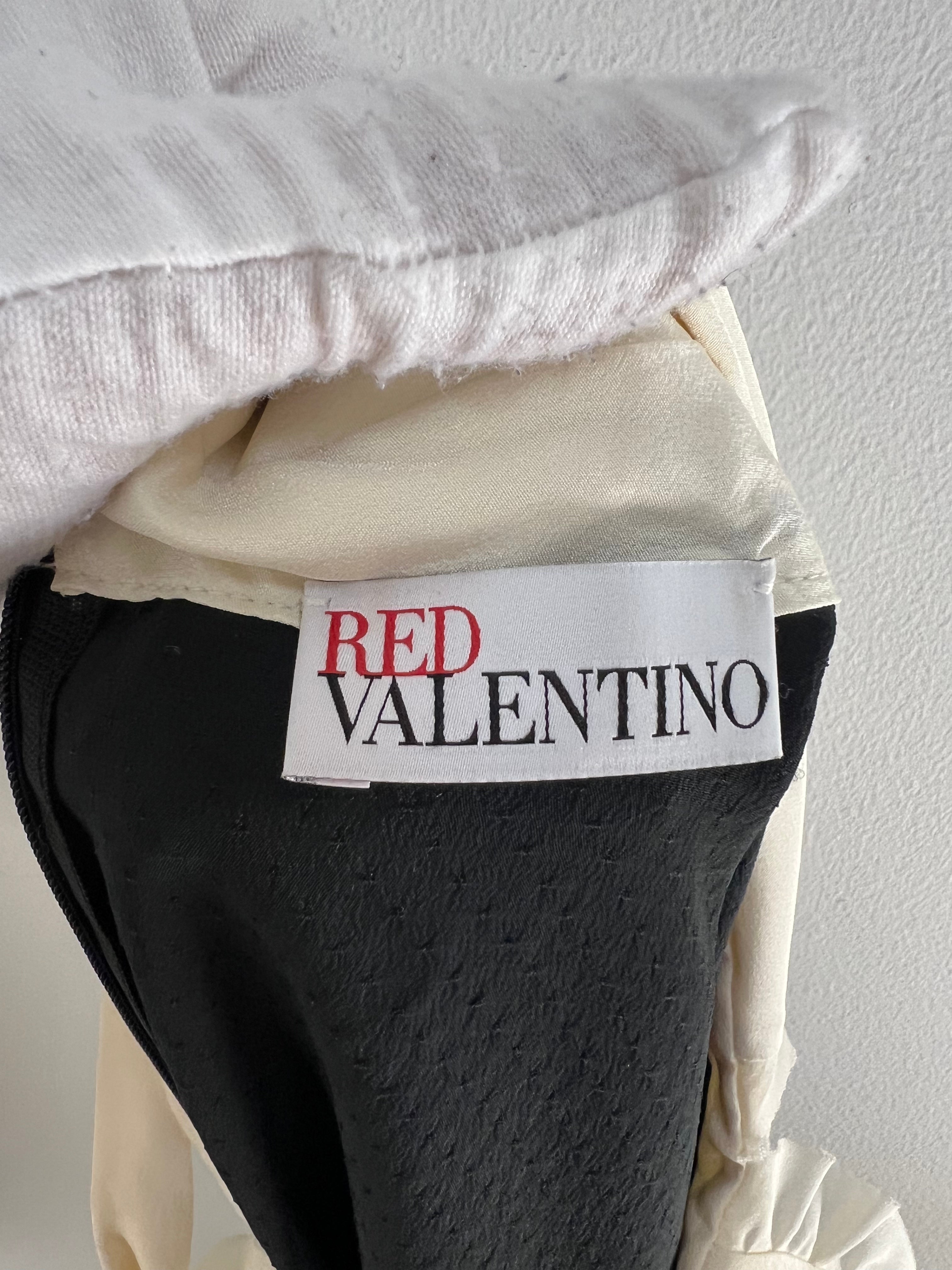 red-valentino-tshirt