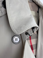 Load image into Gallery viewer, Burberry Brit Balmoral Packable Trench Coat Taffeta Beige - 4 UK
