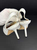 Load image into Gallery viewer, Jimmy Choo white scarpin - 34 EU
