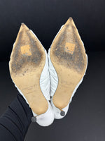 Load image into Gallery viewer, Jimmy Choo white scarpin - 34 EU
