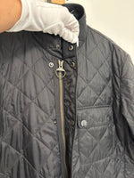 Load image into Gallery viewer, Menswear - Barbour Black Quilted Jacket - M
