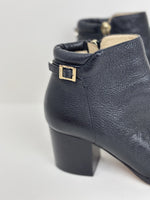 Load image into Gallery viewer, Jimmy Choo black boots - 34 EU
