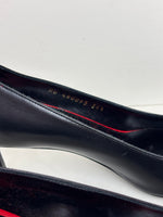 Load image into Gallery viewer, Saint Laurent black scarpin - 34.5 EU
