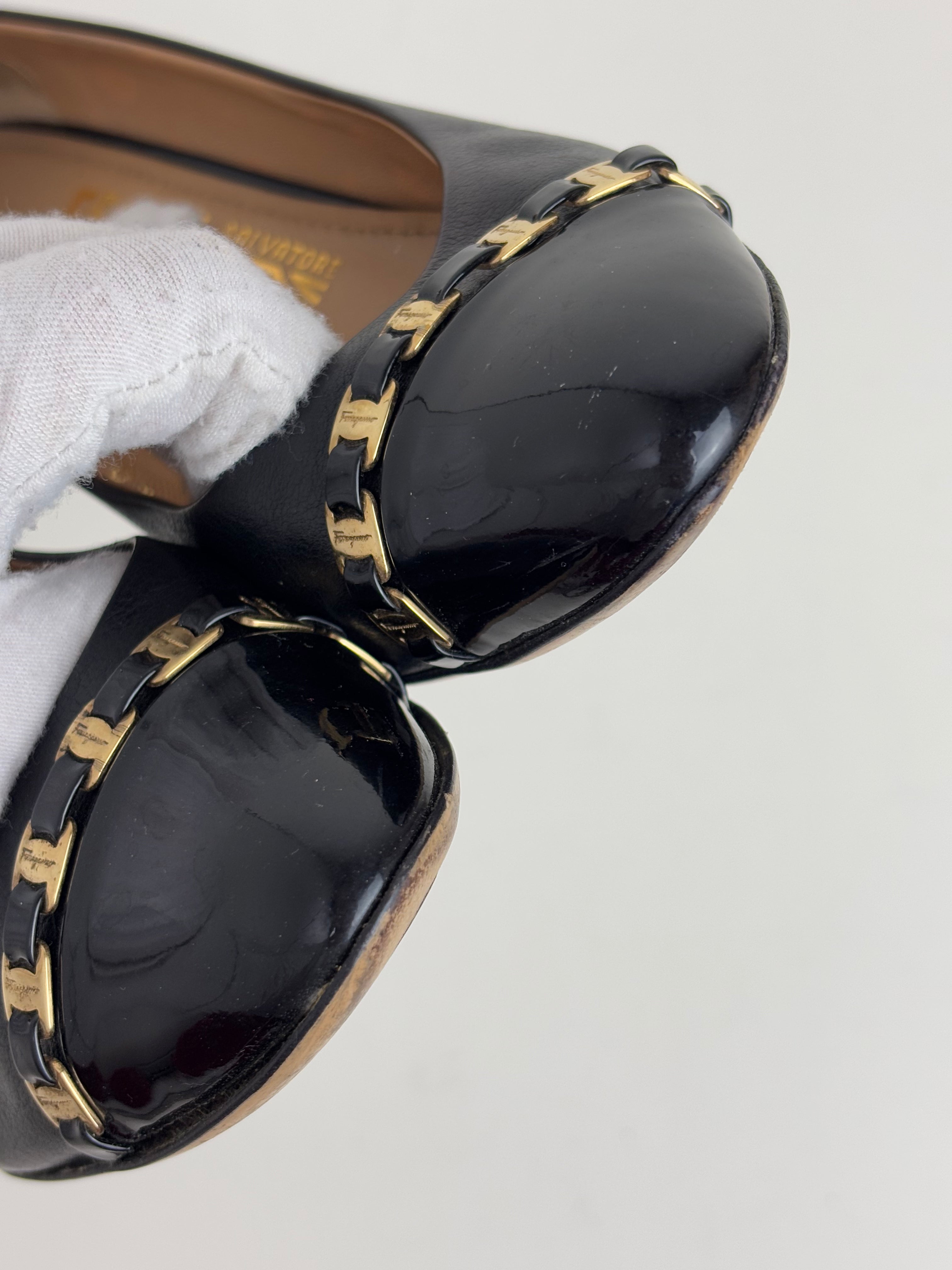 Salvatore Ferragamo black heels - 34 EU