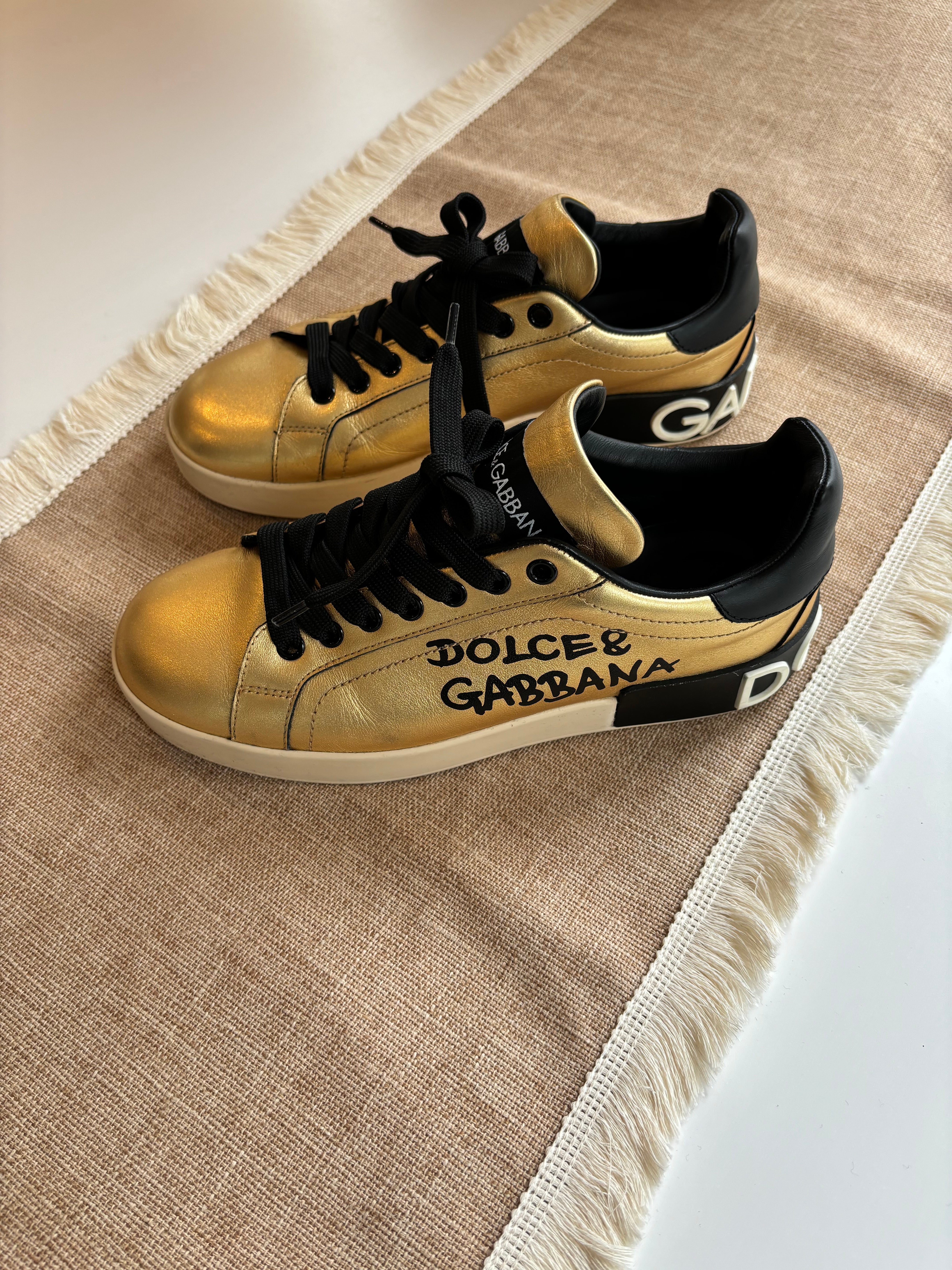 Dolce & Gabbana golden trainers - 5.5 UK