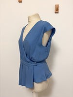 Load image into Gallery viewer, BCBGMAXAZRIA wrap blue top - M
