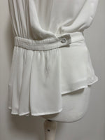 Load image into Gallery viewer, BCBGMAXAZRIA white blouse - M
