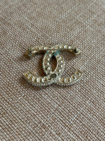 Load image into Gallery viewer, chanel-cc-brooch
