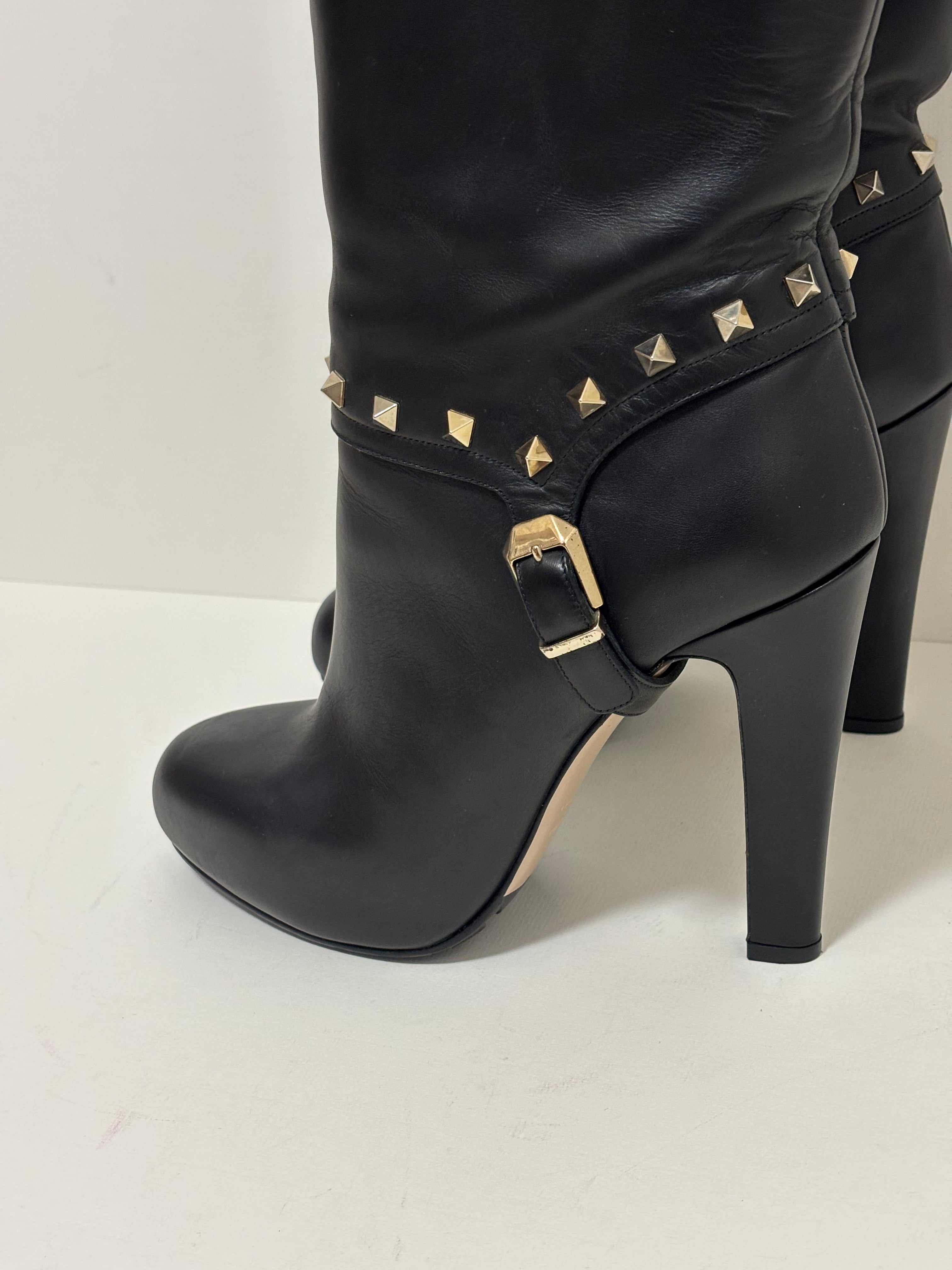 Valentino black Rockstud boots - 7.5 UK