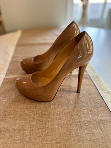 Louboutin nude pumps - 6 UK