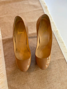 Louboutin nude pumps - 6 UK