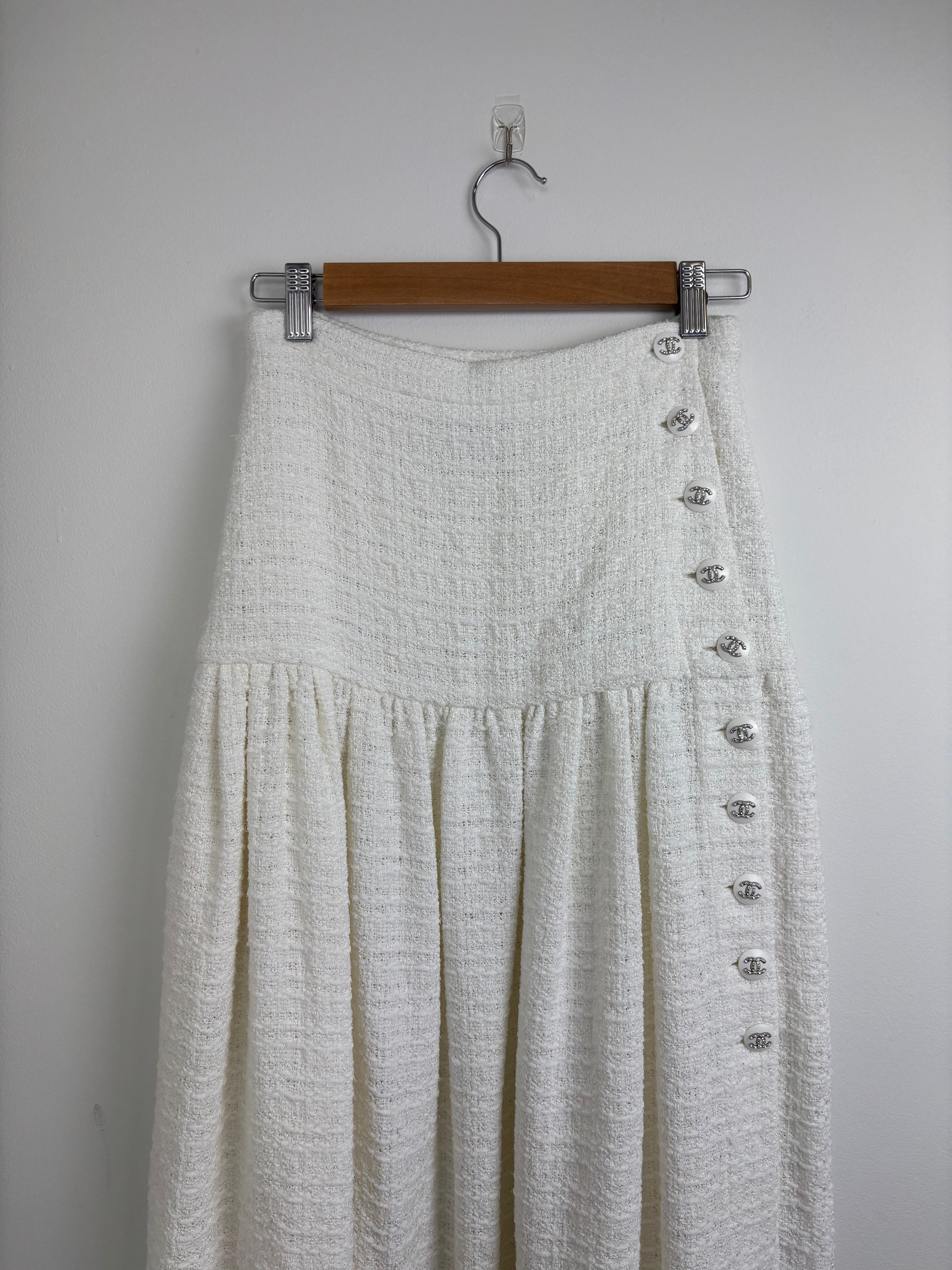 Chanel off white tweed skirt - 10 UK