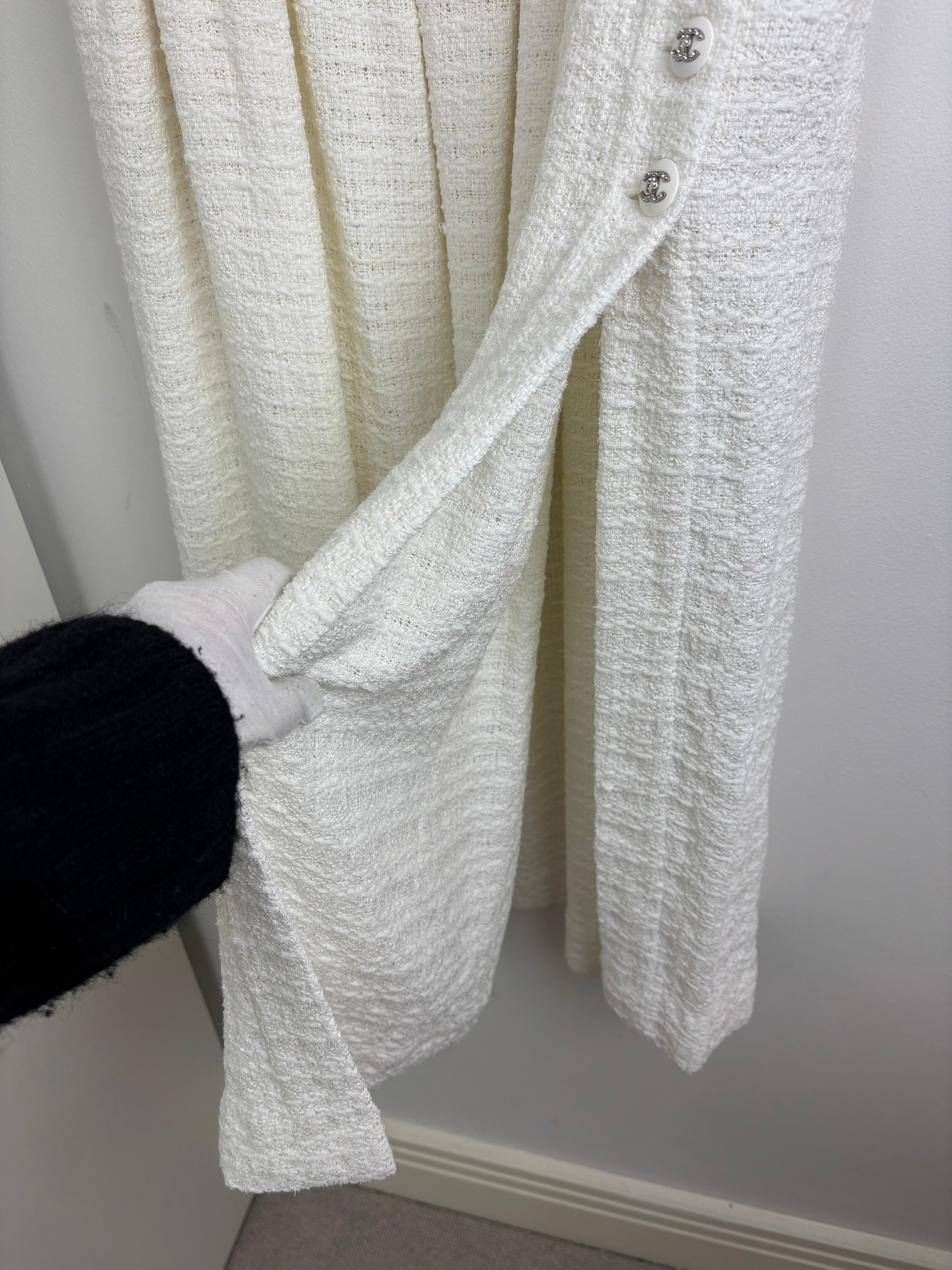 Chanel off white tweed skirt - 10 UK