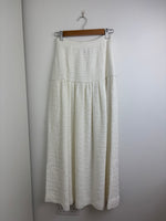 Load image into Gallery viewer, Chanel off white tweed skirt - 10 UK
