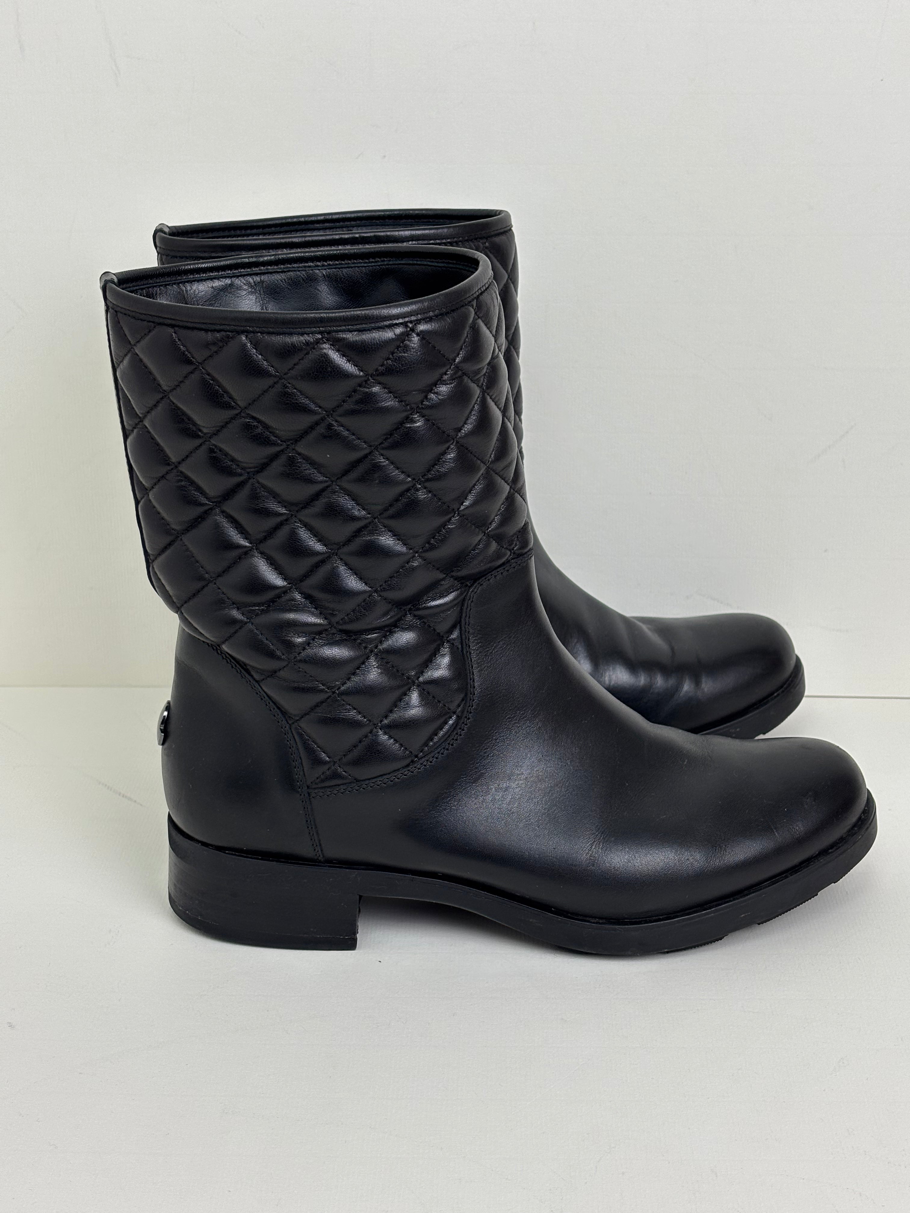 Moncler quilted leather boots - 5 UK