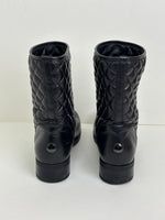 Load image into Gallery viewer, Moncler quilted leather boots - 5 UK
