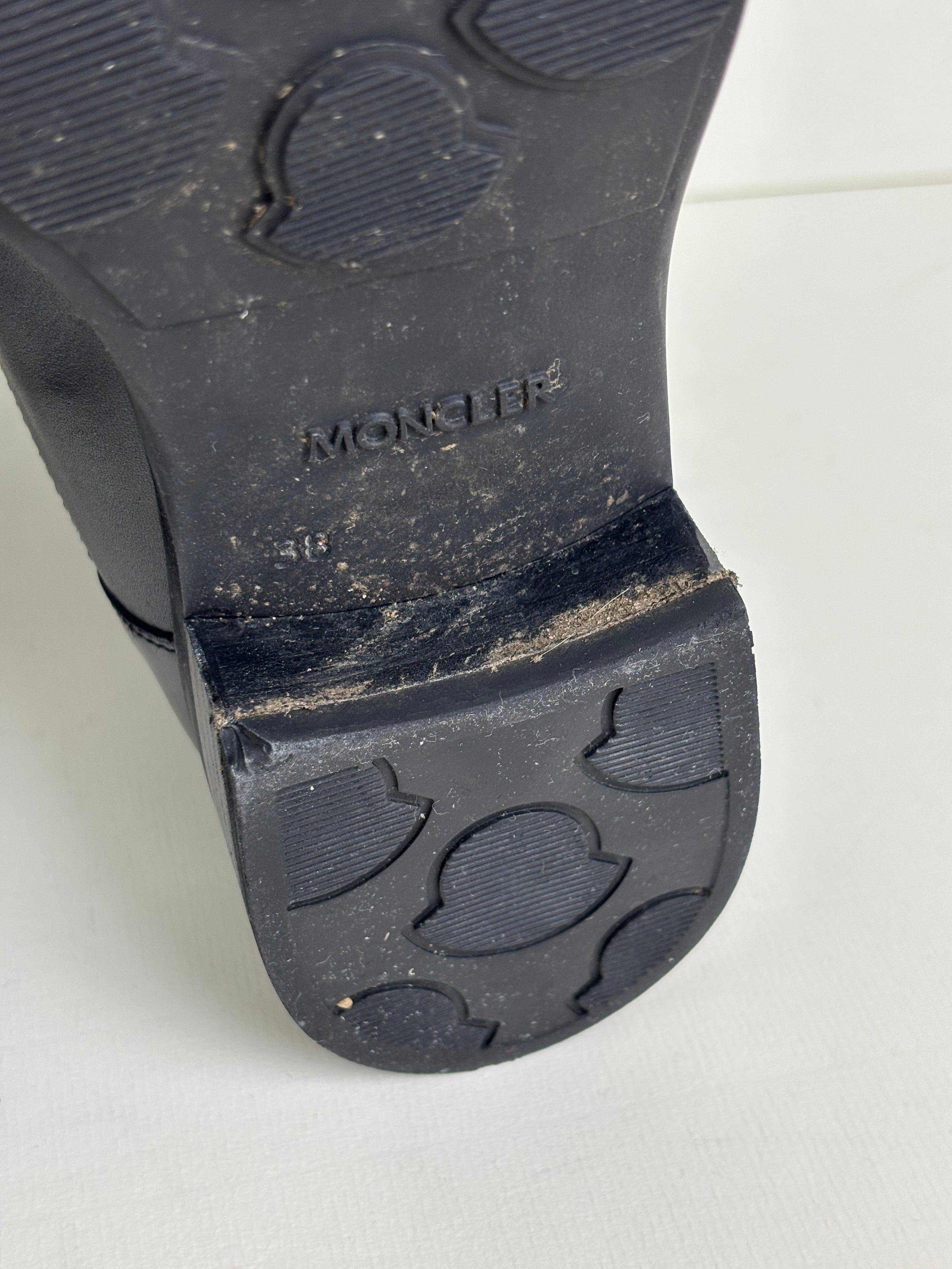 Moncler quilted leather boots - 5 UK