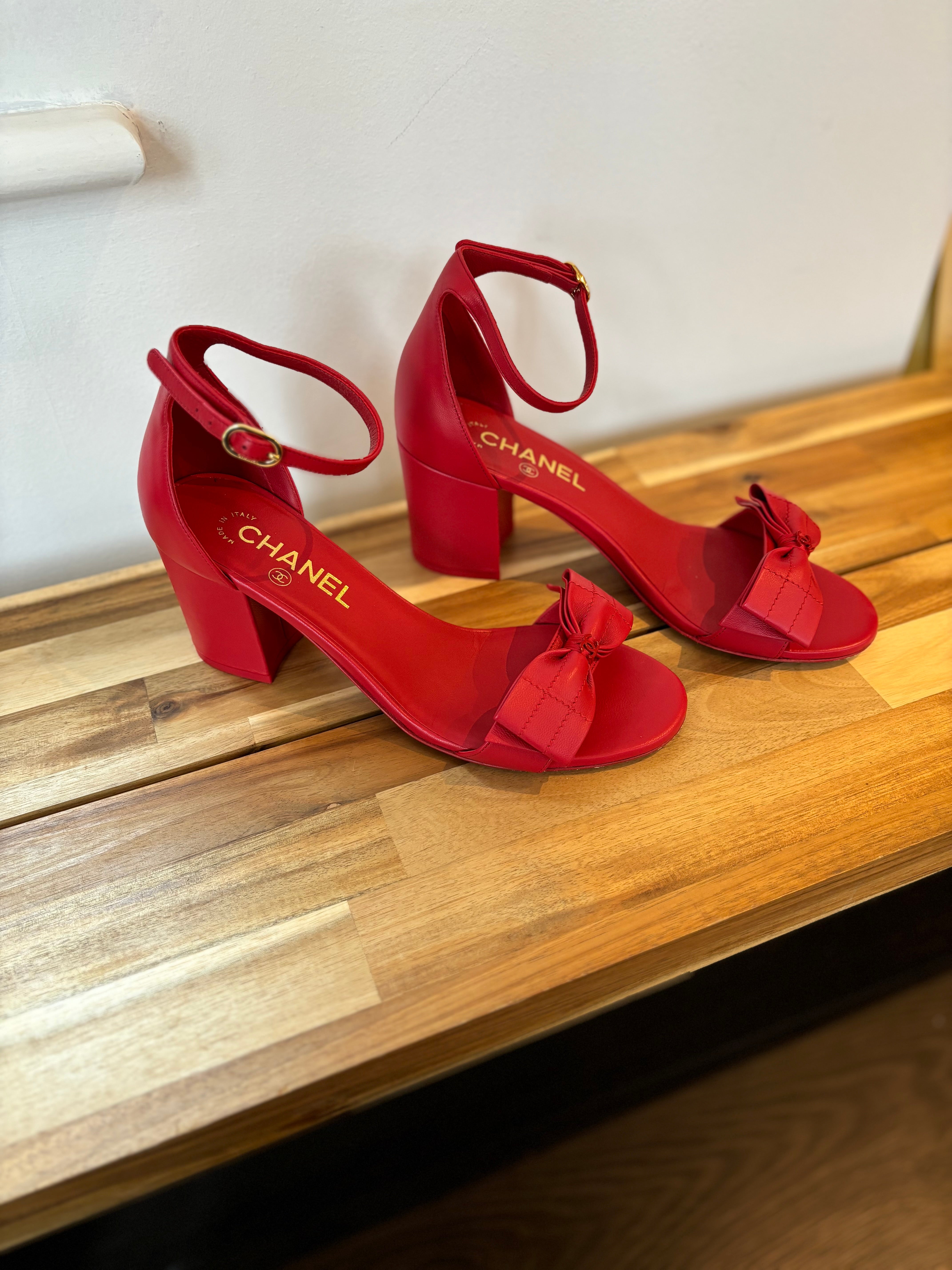 Chanel red bow sandals - 5 UK