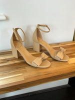 Load image into Gallery viewer, Chanel beige block heels sandals - 5 UK
