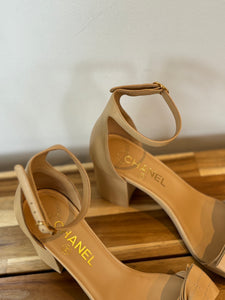 Chanel beige block heels sandals - 5 UK