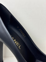 Load image into Gallery viewer, Chanel Chain-Trim Platform Pumps - 5.5 UK
