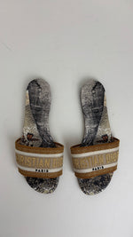 Load image into Gallery viewer, Christian Dior flats - 5 UK
