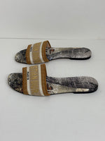 Load image into Gallery viewer, Christian Dior flats - 5 UK
