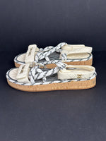 Load image into Gallery viewer, Chanel rope white sandals - 6 UK
