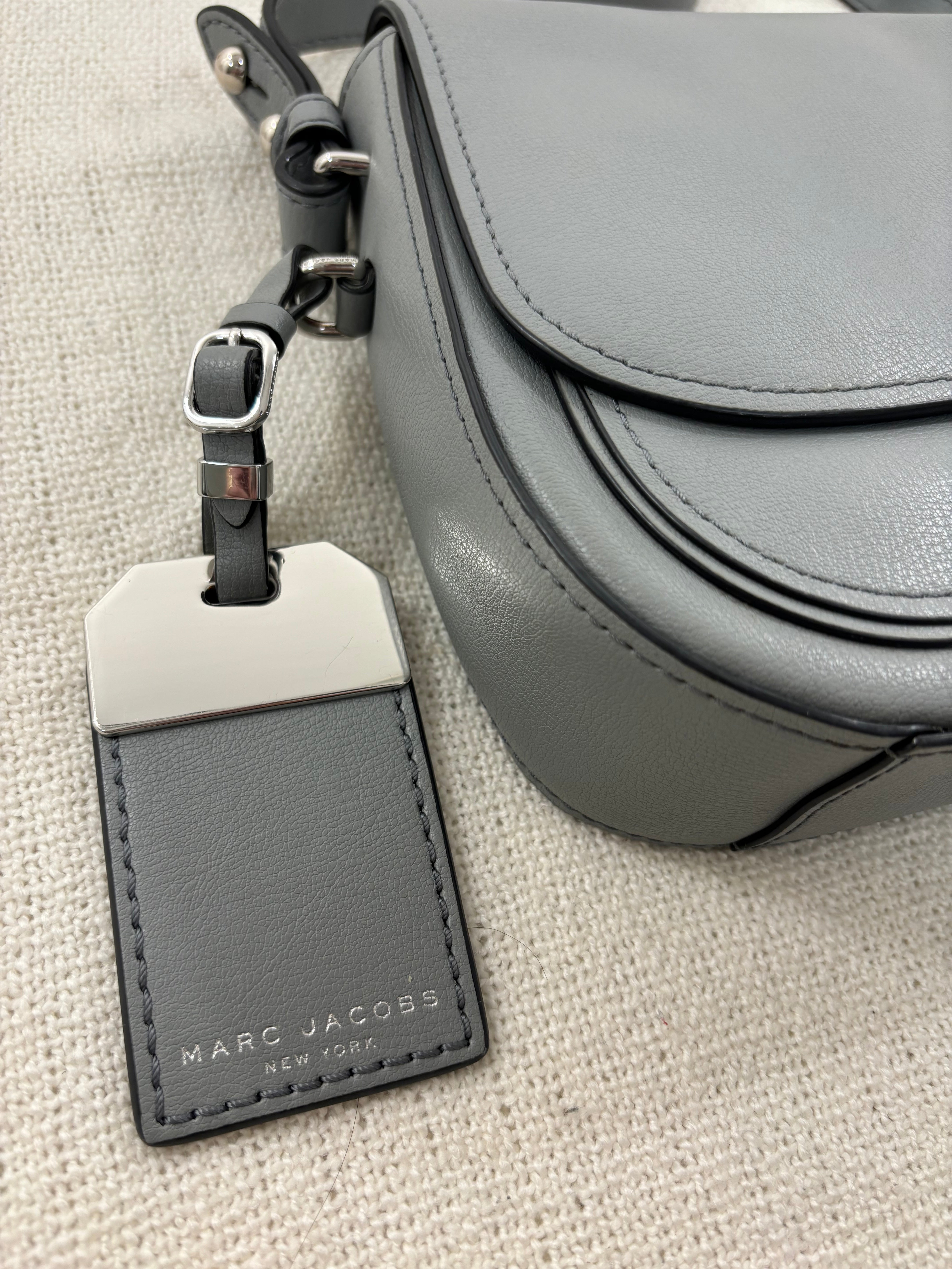 marc-jacobs-crossbody-bag