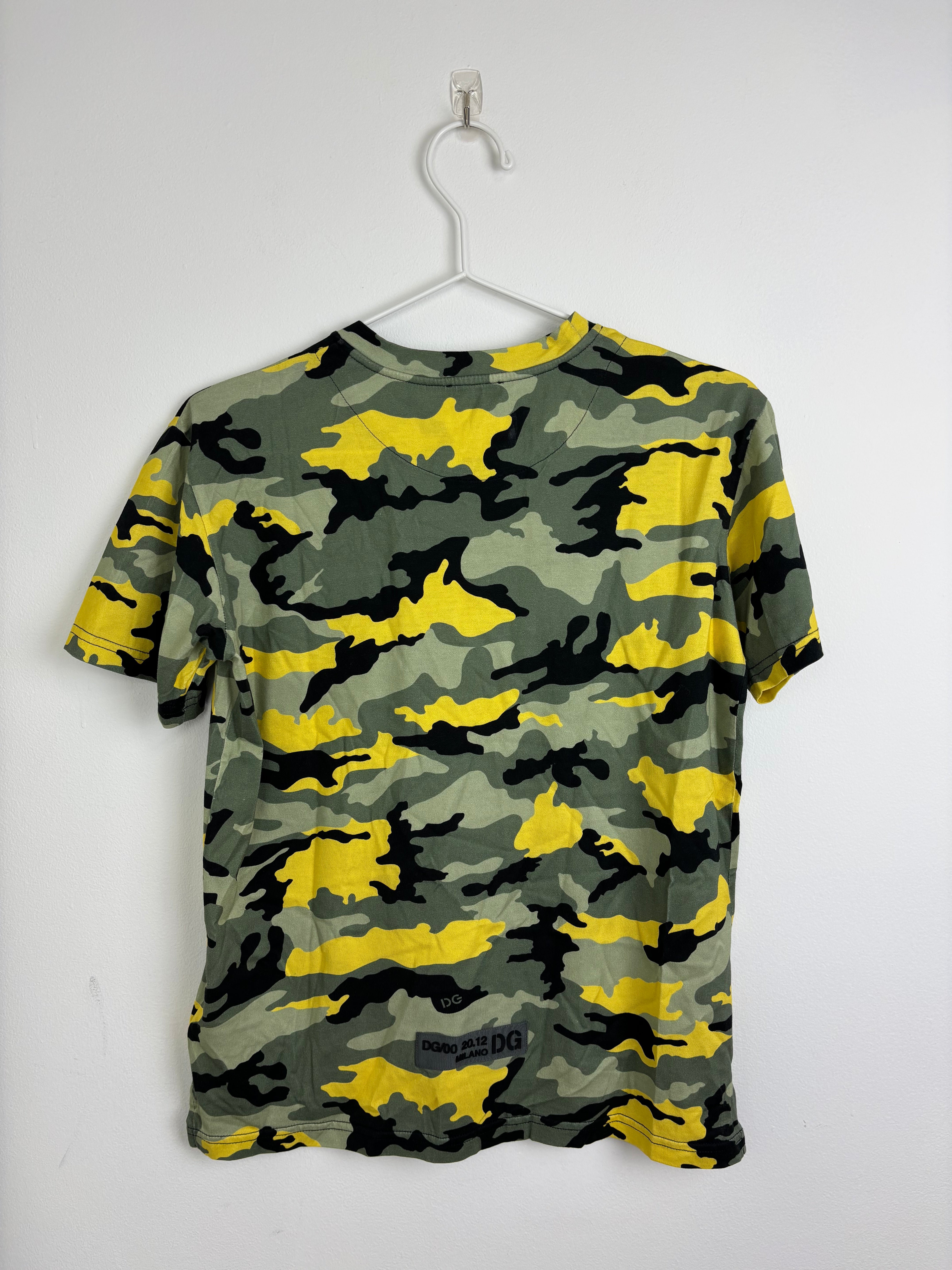 Dolce & Gabbana camouflage t-shirt - 11/12 Y
