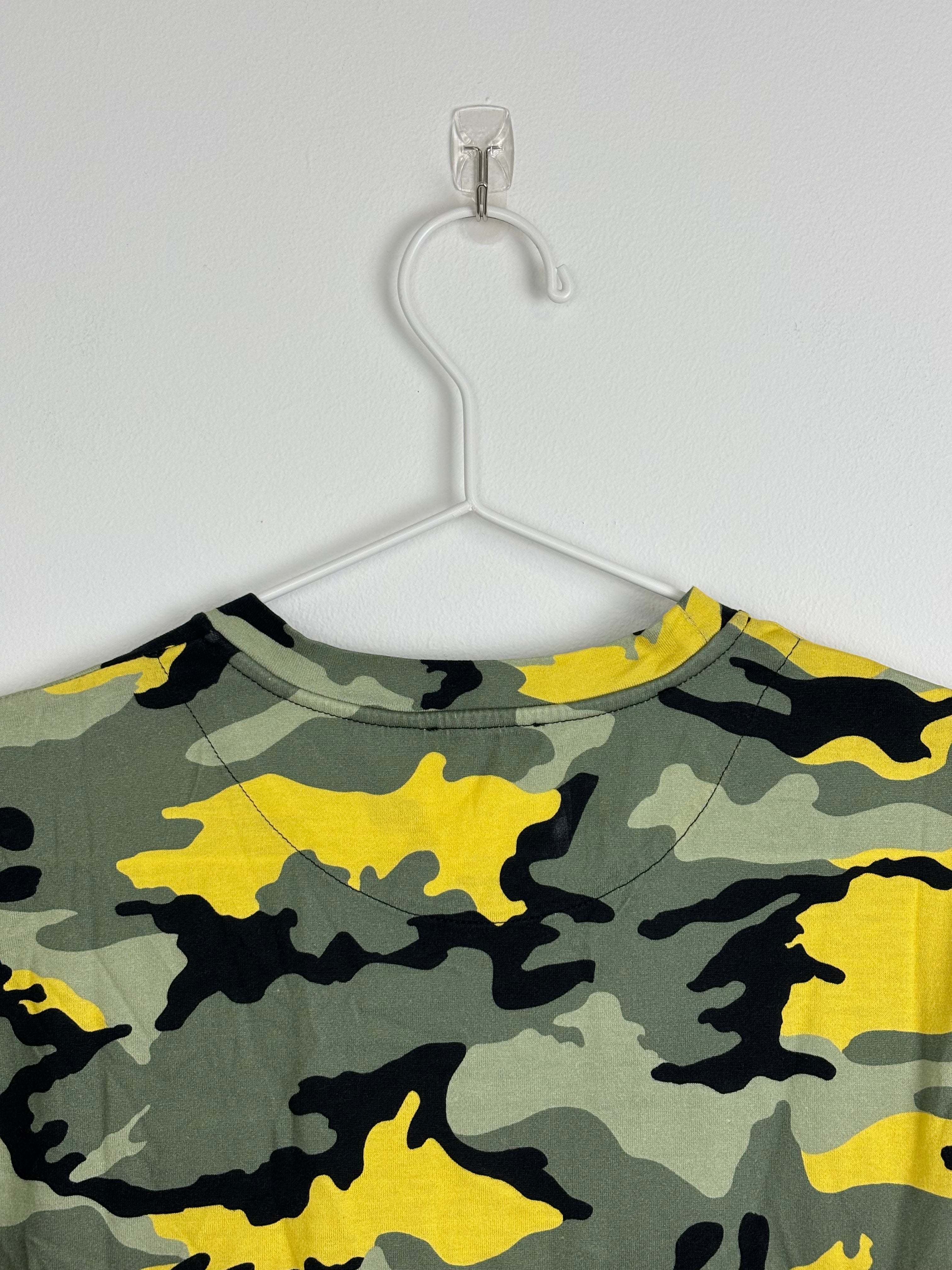 Dolce & Gabbana camouflage t-shirt - 11/12 Y
