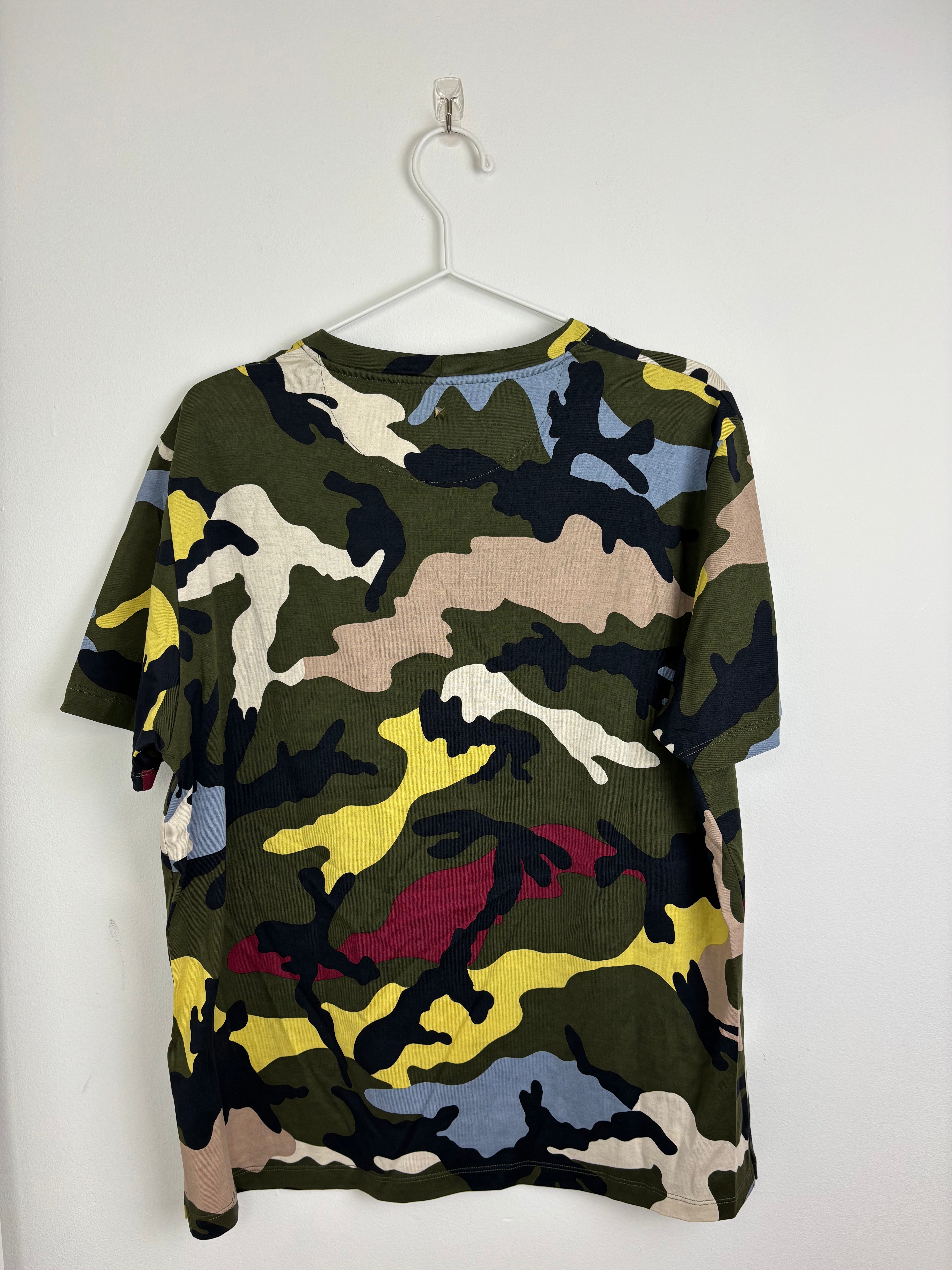 Valentino camouflage t-shirt - M