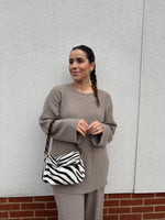 Load image into Gallery viewer, Fabienne Chapot zebra bag
