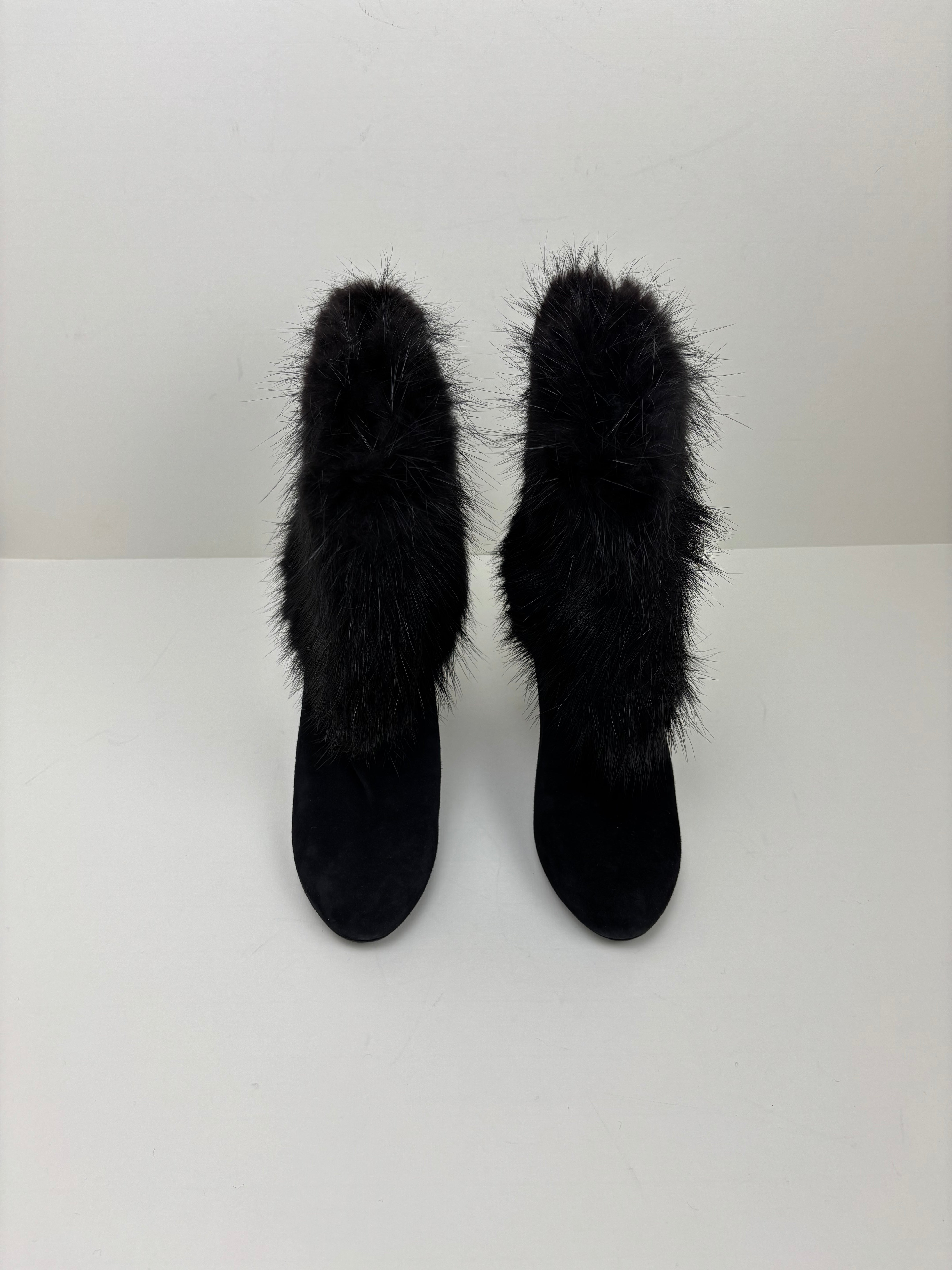 Louis Vuitton fur boots - 5 UK