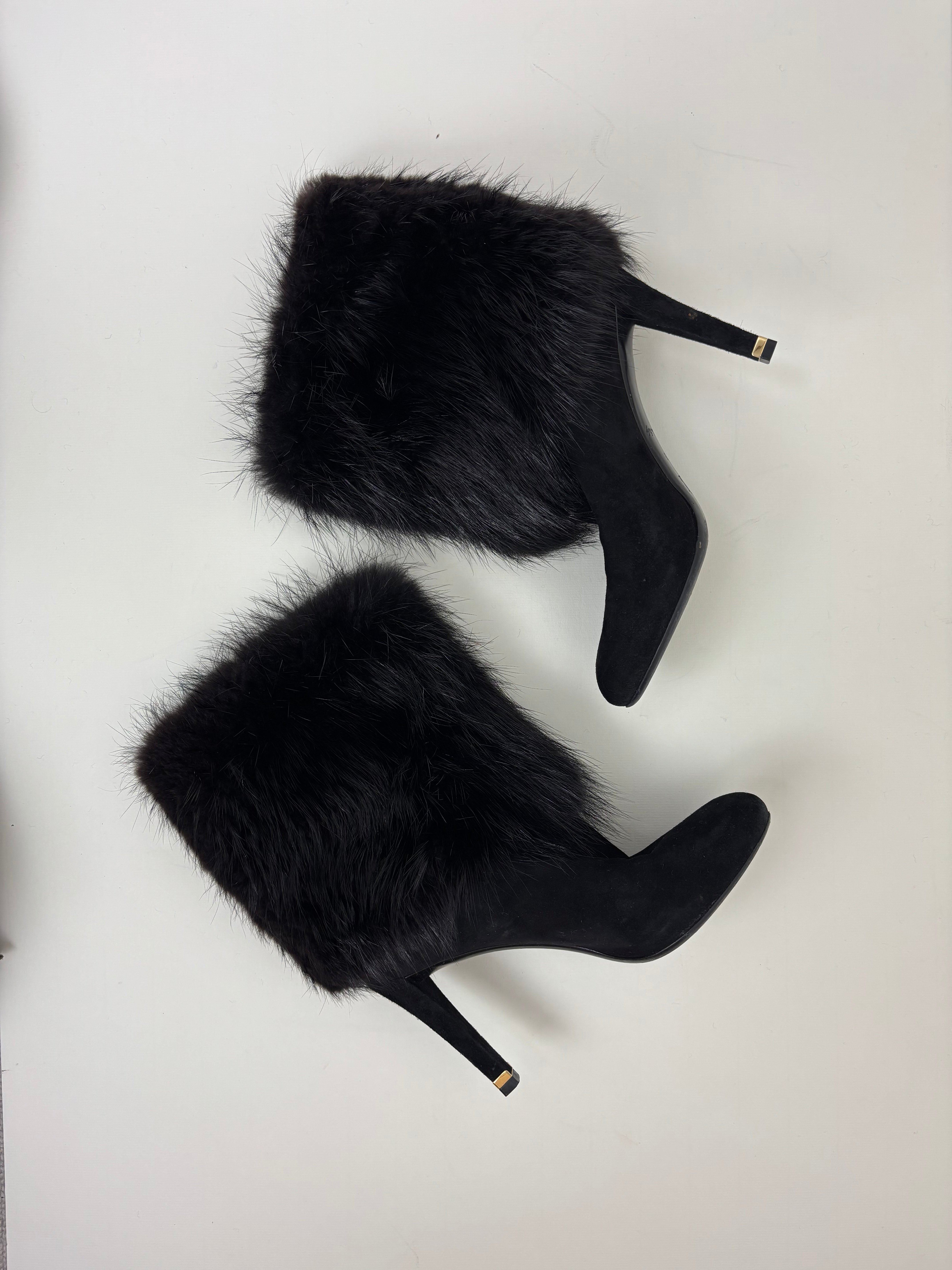 Louis Vuitton fur boots - 5 UK