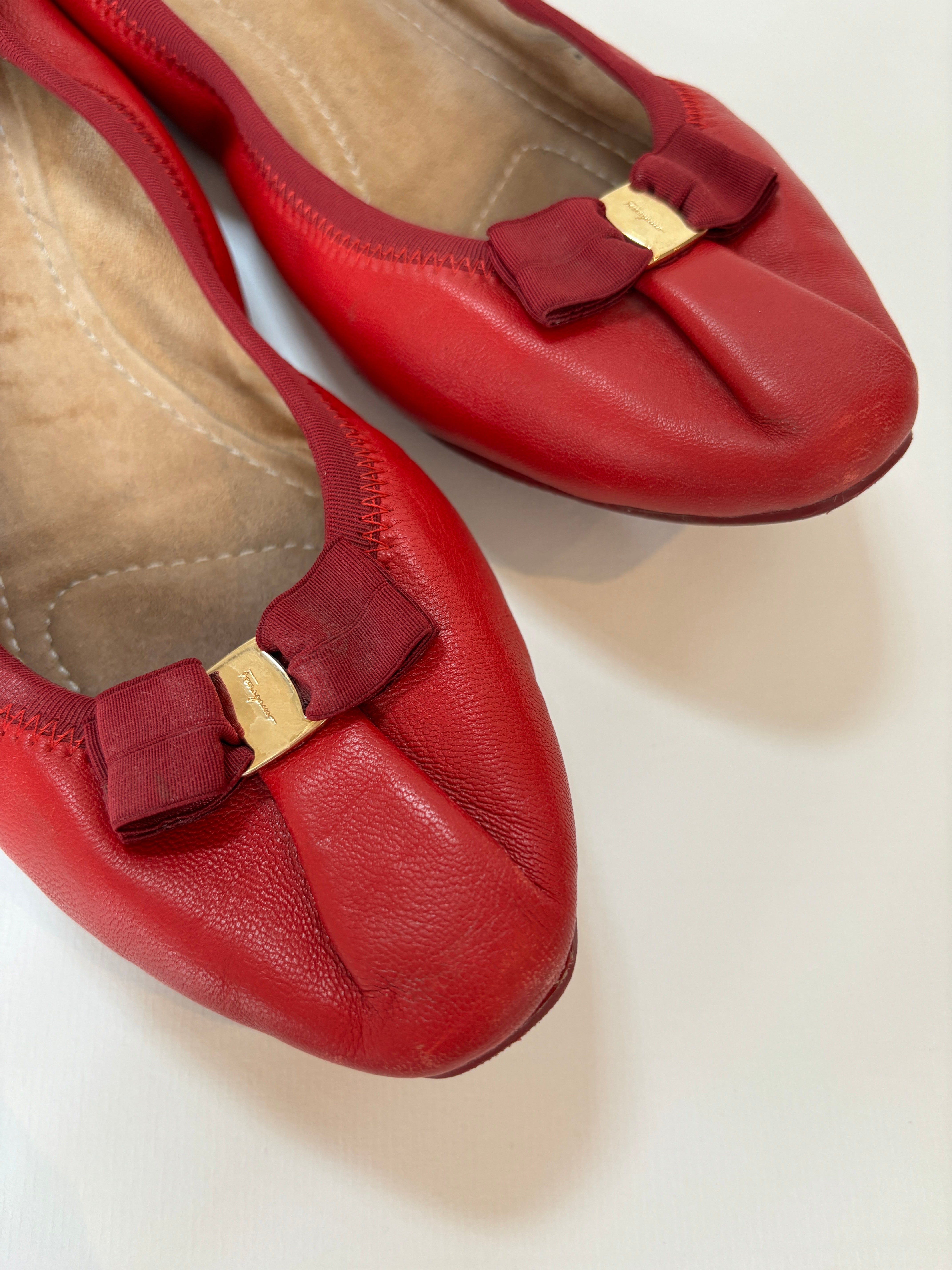 Ferragamo red ballerinas - 5 UK