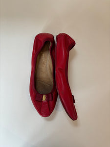 Ferragamo red ballerinas - 5 UK