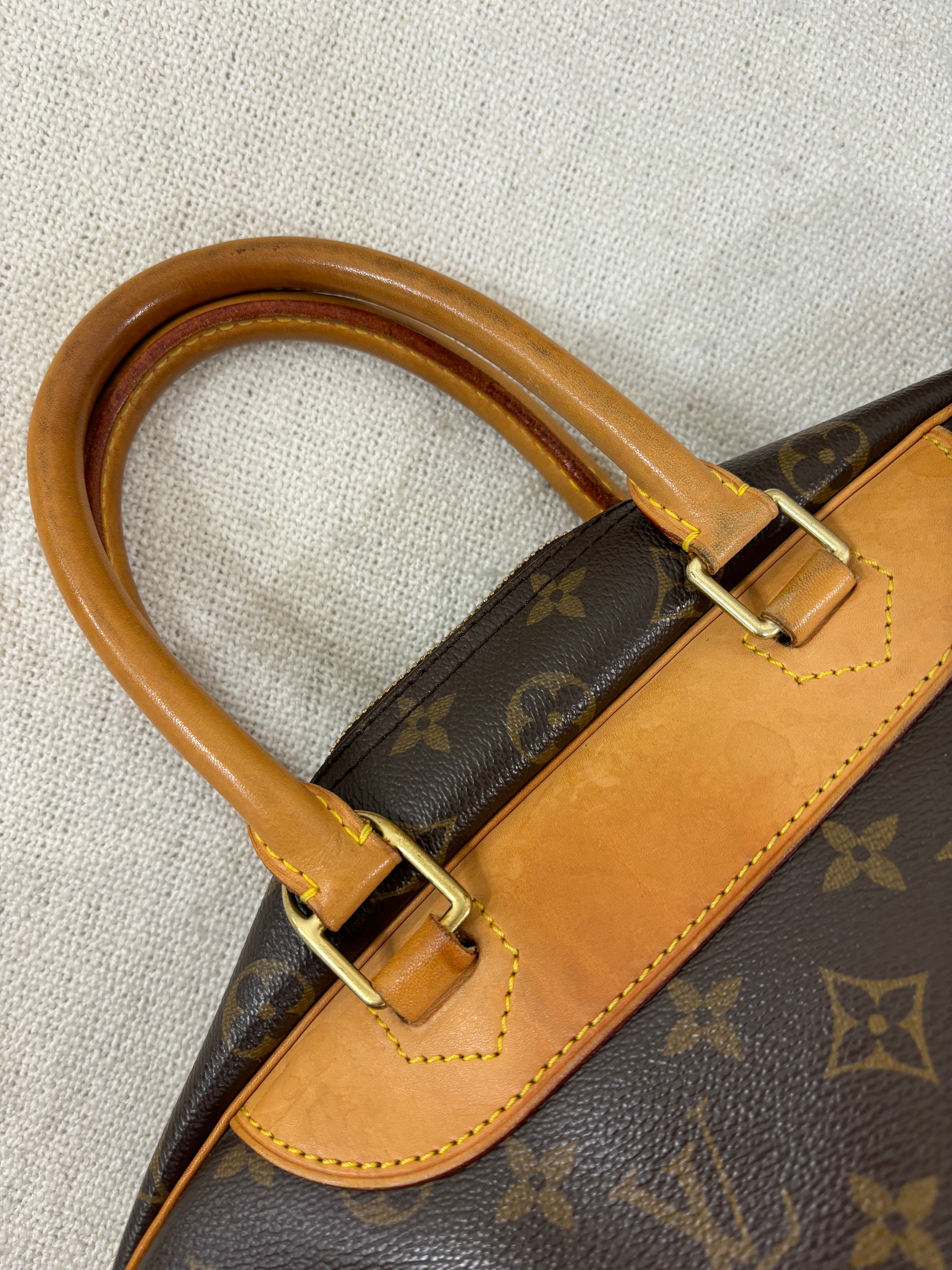 Louis Vuitton Monogram Deauville bag