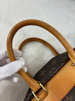 Load image into Gallery viewer, Louis Vuitton Monogram Deauville bag
