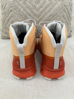 Load image into Gallery viewer, ON hiking boots - NEVER WORN - 7 UK
