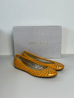 Load image into Gallery viewer, Jimmy Choo yellow ballerinas - 6 UK
