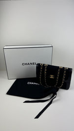 Load image into Gallery viewer, Chanel Diana vintage bag
